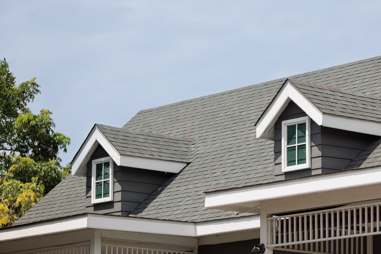 3 Types of Winter Roof Damage - Des Moines Area Roofing
